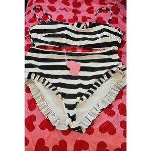 Dolls Kill Sugar Thrillz PLUS MAKE MY DEBUT BIKINI SET 1x nwt